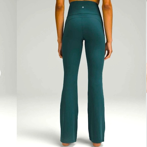 Lululemon Peloton Groove HR Flare Pants - Picture 1 of 17